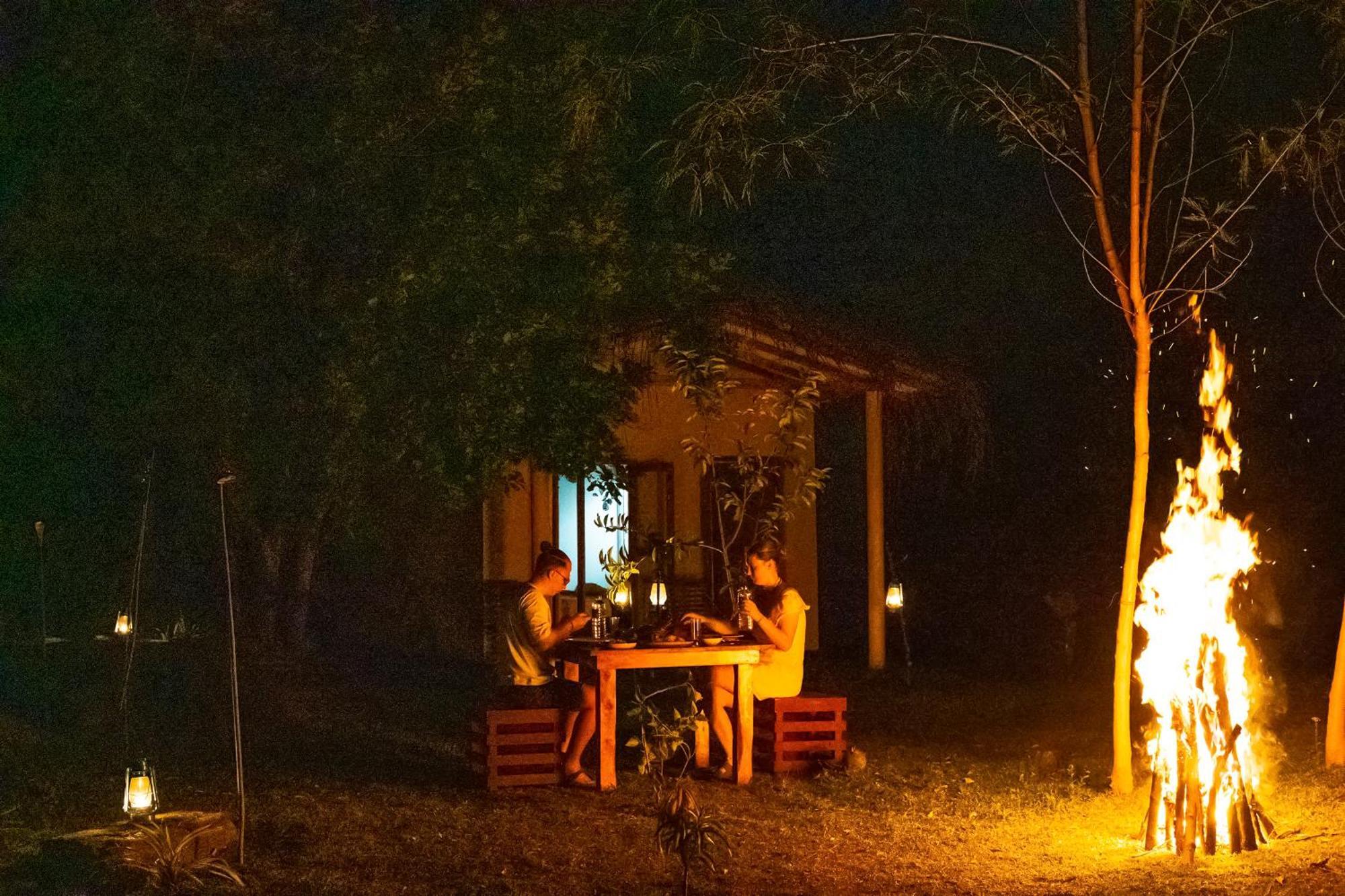 River Paradise Safari House With Cooking Class 达瓦拉维 外观 照片